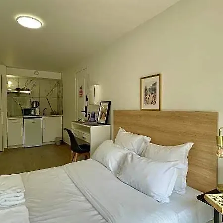 Koala Wakeup Hotel 5*