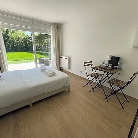 Koala Wakeup Hotel 5*